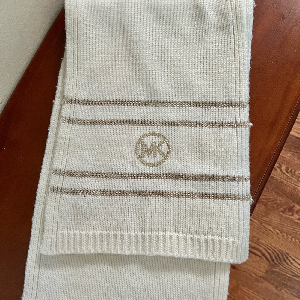 Michael Kors Ivory scarf
